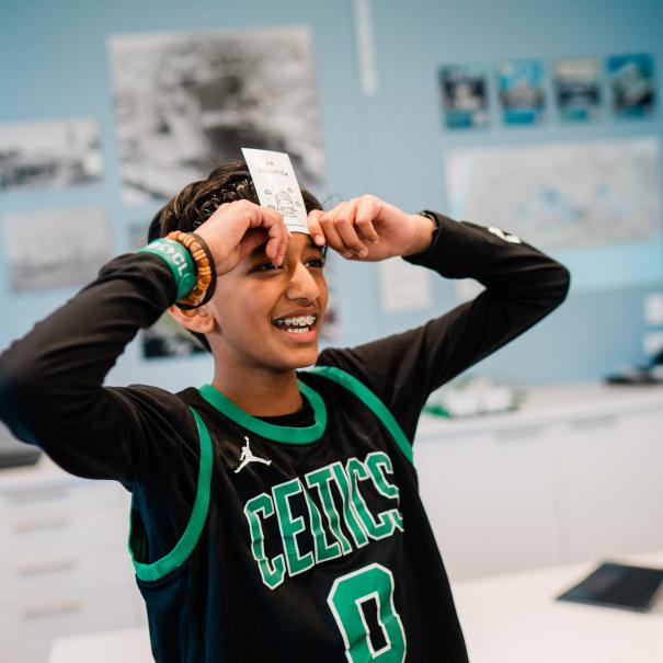 Learner playing a card game